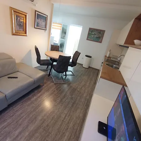 Appartamento Marino - Sweet Comfort In City Center